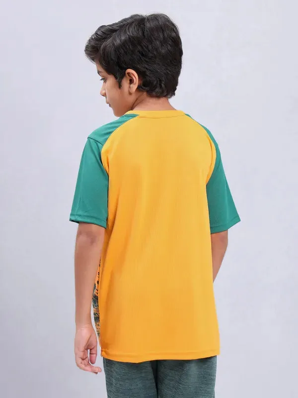 Boys Printed Slim Fit Crew Neck T-shirt with TECHNOLITE