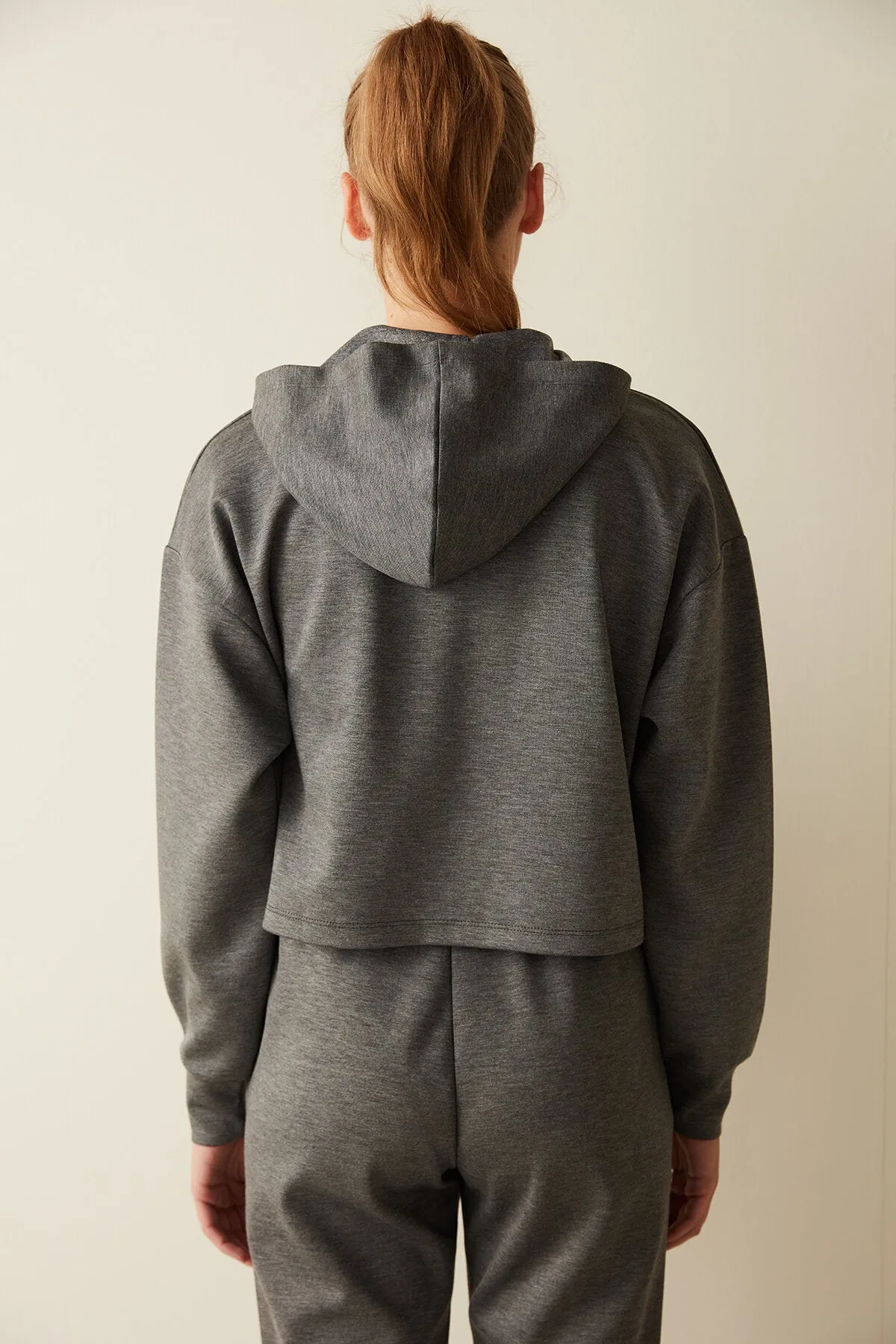 Dark gray melanj