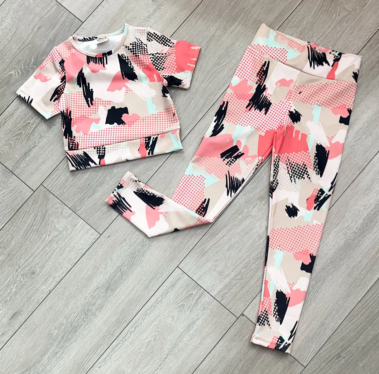Gracia Gym Pants Set NO EXCHANGE/NO RETURN